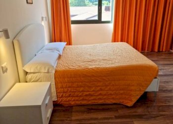 Camera da letto - Appartamento viale Innocenzo XI, 77, Como - foto 16