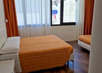 Camera da letto - Appartamento viale Innocenzo XI, 77, Como - foto 18