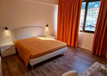 Camera da letto - Appartamento viale Innocenzo XI, 77, Como - foto 25