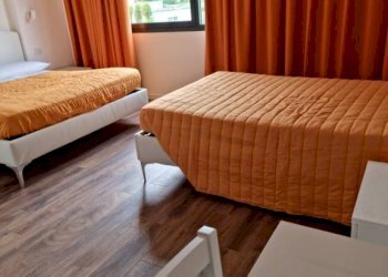 Camera da letto - Appartamento viale Innocenzo XI, 77, Como - foto 30