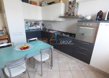 975792-ykevlg81o.jpg - Porzione di casa Viale Domenico Zaccagna 6, Carrara - foto 9