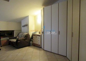 975792-qdlb55xxp.jpg - Porzione di casa Viale Domenico Zaccagna 6, Carrara - foto 27