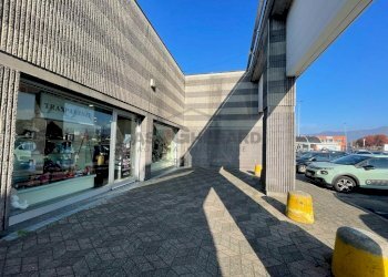 WhatsApp Image 2023-11-21 at 20.20.59 (15).jpeg - Show room Via dell'Industria, Mozzo - foto 11