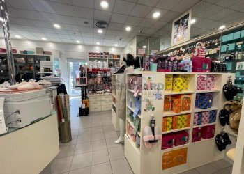 WhatsApp Image 2023-11-21 at 20.20.59 (7).jpeg - Show room Via dell'Industria, Mozzo - foto 16