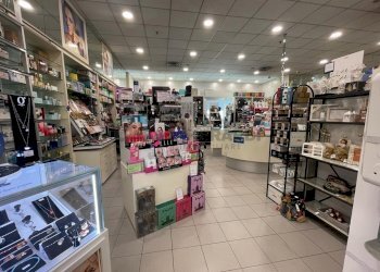 WhatsApp Image 2024-01-12 at 11.42.02 (1).jpeg - Show room Via dell'Industria, Mozzo - foto 2