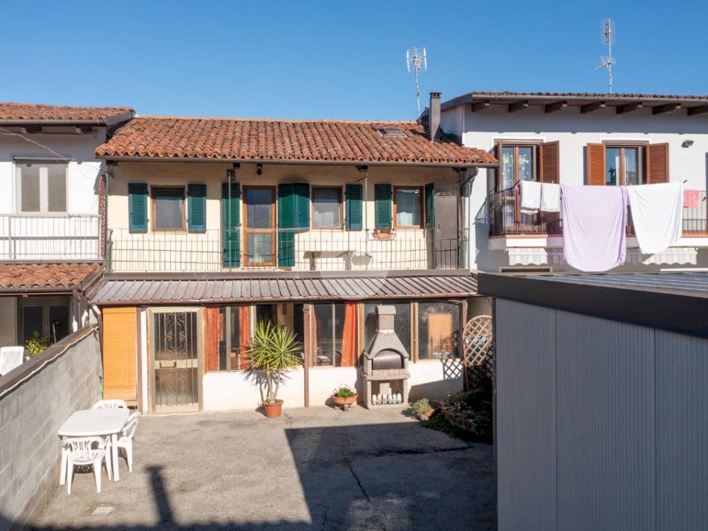 Semi-detached house Vicolo Della Pompa, Marene - photo 1