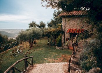 9c1e46bb-c0d9-465c-b4b2-b9b63cc48ebc.JPG - Rustico Camaiore - foto 1