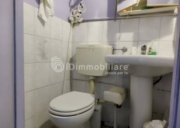 bagno - Shop via Giordano Bruno, 87, Torino (neighborhood Lingotto) - photo 21