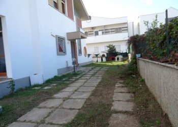 giardino - Villa via dei Lecci, 7, Anzio - foto 3