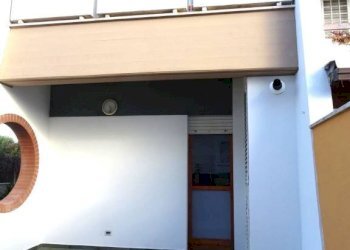 facciata - Villa via dei Lecci, 7, Anzio - foto 9