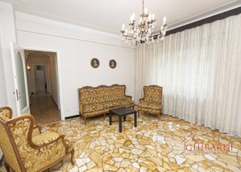 2.3 soggiorno.jpg - Appartamento VIA BORZOLI  6A, Genova - foto 8