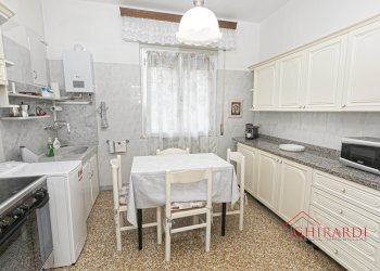 3.0 cucina.jpg - Appartamento VIA BORZOLI  6A, Genova - foto 9