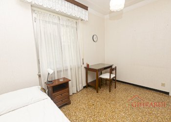 5.2 camera 2.jpg - Appartamento VIA BORZOLI  6A, Genova - foto 19