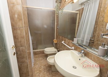 8.0 bagno.jpg - Appartamento VIA BORZOLI  6A, Genova - foto 26