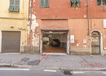 1.1 INGRESSO.jpg - Box VIA CELESIA 74R, Genova - foto 3