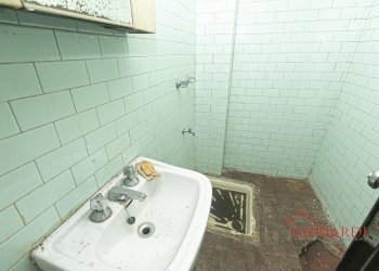 7.1 BAGNO.jpg - Box VIA CELESIA 74R, Genova - foto 19