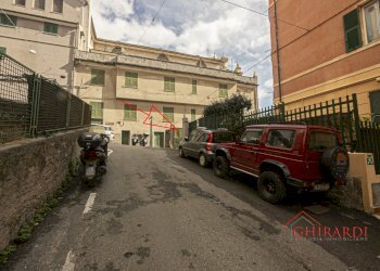 7.3 INGRESSO ESTERNO.jpg - Magazzino VIA ANDREA DEL SARTO 46R, Genova - foto 24