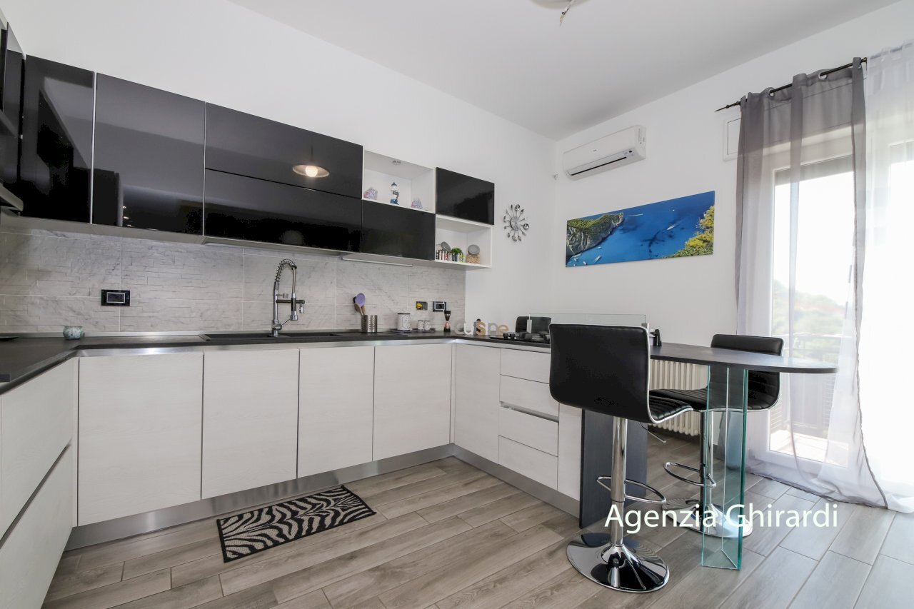 3.0 cucina.jpg - Appartamento VIA LODOVICO CALDA 3H, Genova - foto 2