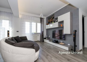 2.1 soggiorno.jpg - Appartamento VIA LODOVICO CALDA 3H, Genova - foto 4