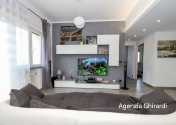 2.4 soggiorno.jpg - Appartamento VIA LODOVICO CALDA 3H, Genova - foto 7