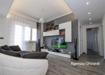 2.5 soggiorno.jpg - Appartamento VIA LODOVICO CALDA 3H, Genova - foto 8