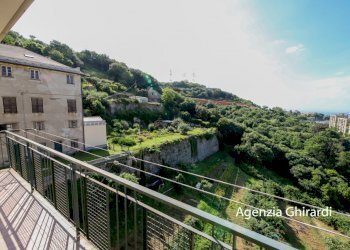 7.4 balcone.jpg - Appartamento VIA LODOVICO CALDA 3H, Genova - foto 28