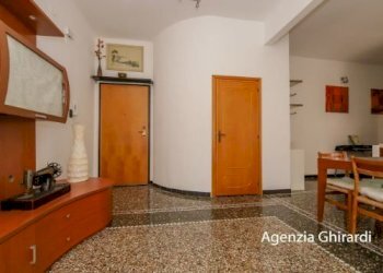 1.3 sala.jpg - Appartamento Via Santa Maria del Priano 4, Genova - foto 4