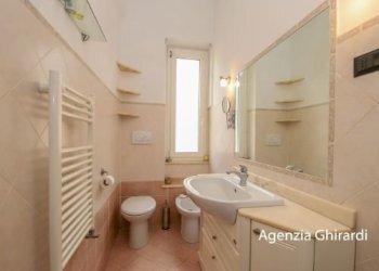 4.0 bagno.jpg - Appartamento Via Santa Maria del Priano 4, Genova - foto 13