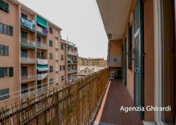 6.1 balcone.jpg - Appartamento Via Santa Maria del Priano 4, Genova - foto 18