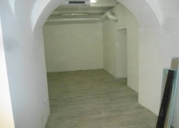 INTERRATO - Shop via Luigi Carlo Farini, Bologna (neighborhood Centro Storico) - photo 21