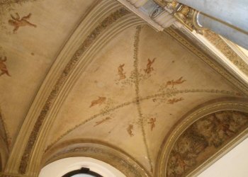 AFFRESC - Shop via Luigi Carlo Farini, Bologna (neighborhood Centro Storico) - photo 32