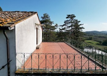 vendesi casa colonica con terrazzaDJI_0003.JPG - Casale Via di Collecchio, Capannori - foto 11