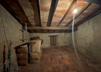 Casa colonica in zona collinare con piscina (32).j - Casale Via di Mammoli, Lucca - foto 18