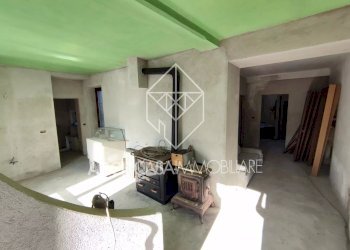 soggiorno - Historic Residence VIA CASTELLAR 135., Boves - photo 15