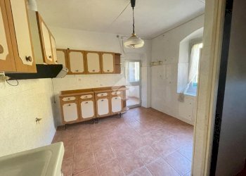 Four-room apartment Via Pian del Mulino, Sant'Olcese - photo 11