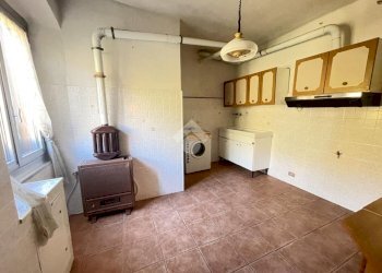 Four-room apartment Via Pian del Mulino, Sant'Olcese - photo 15