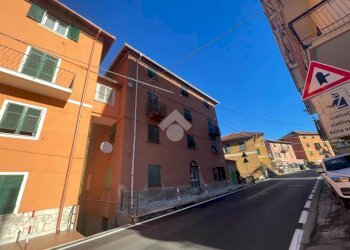 Four-room apartment Via Pian del Mulino, Sant'Olcese - photo 20