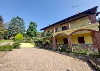 Facciata - Villa Bifamiliare via delle Rose, Rivoli - foto 1