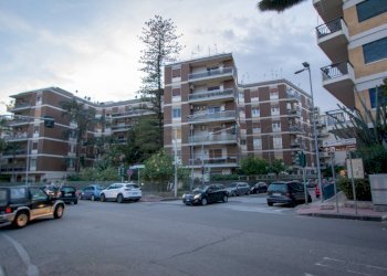 DSC_0188_edited.jpg - Appartamento Viale Regina Margherita 65, Messina - foto 2