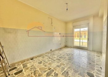 2d238e10-4dd7-43a9-b764-c5f8edaa9a50.jpeg - Trilocale Via Alessandria, Siracusa - foto 2