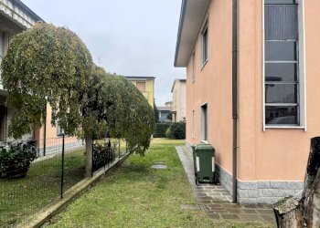 esterno 11 - Villa via Andrea Lanzani, Lodi - foto 9