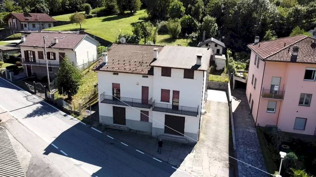 Vista - Villa via Corna in Piano, 407, Colorina - photo 2