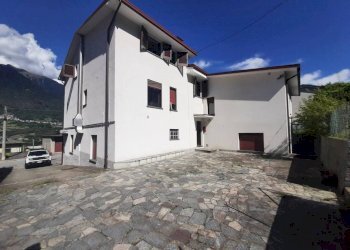 Facciata - Villa via Corna in Piano, 407, Colorina - foto 8