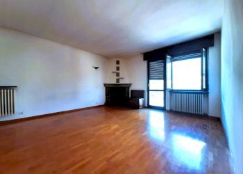 Stanza non arredata - Villa via Corna in Piano, 407, Colorina - foto 15