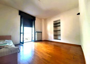 Camera da letto - Villa via Corna in Piano, 407, Colorina - foto 18