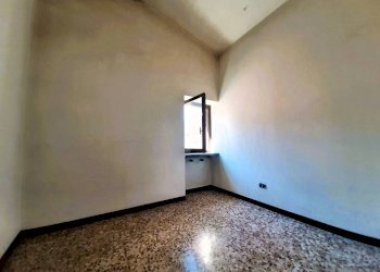 Stanza non arredata - Villa via Corna in Piano, 407, Colorina - foto 36