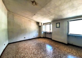 Stanza non arredata - Villa via Corna in Piano, 407, Colorina - foto 38