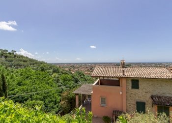 fo4.jpg - Terratetto - Terracielo Seravezza - foto 3