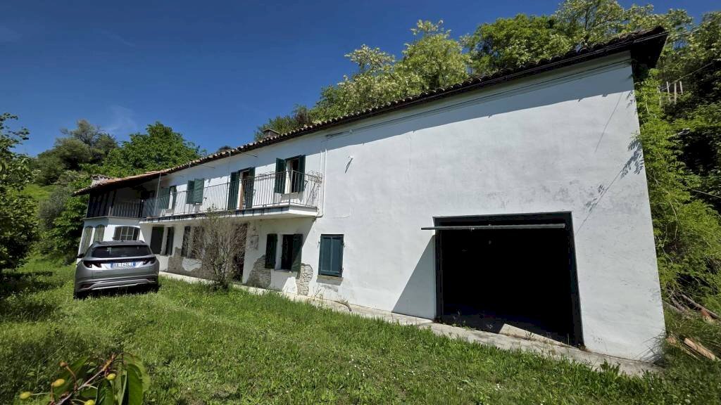 Box auto - Rustic Frazione Valdivilla, Santo Stefano Belbo - photo 1
