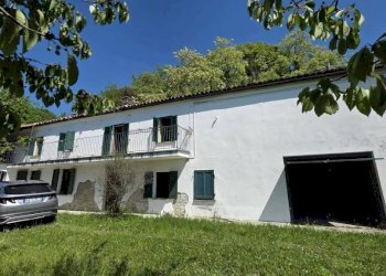 Facciata - Rustico Frazione Valdivilla, Santo Stefano Belbo - foto 4